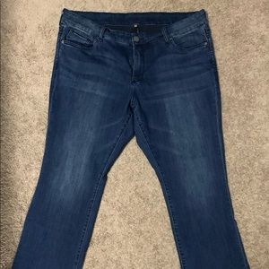 Kut from the Kloth Baby Boot Cut Jeans Size 20.
